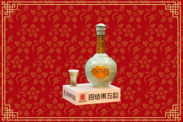 附近收购：维西县回收四特酒